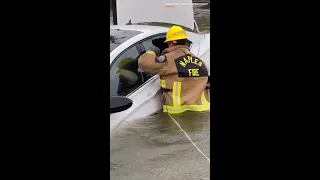 Hurricane Ian: Woman Rescued From Flooded Car