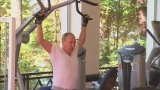 Vladimir Putin works up a sweat in the gym