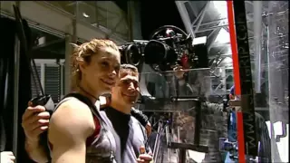 Jessica Biel destroyed a $300,000 camera by shooting it with an arrow on the set of Blade   Trinity