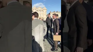 David Beckham & son fils au show Dior 💙 #davidbeckham #cruzbeckham #dior #fashionweek #pfw