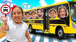 Novas regras no ônibus escolar e na escola com Maria Clara MC Divertida | New rules school for kids
