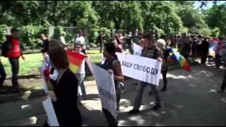 Raw: Gay Rights Activists March in Ukraine