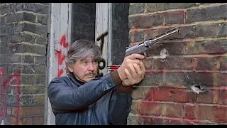 Best Kills from the Death Wish Movies by the Vigilante Paul Kersey. Starring Charles Bronson.