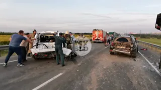 В массовом ДТП c грузовиком на въезде в Тулу пострадали четыре человека