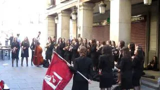 My first day in Madrid - Street Performers