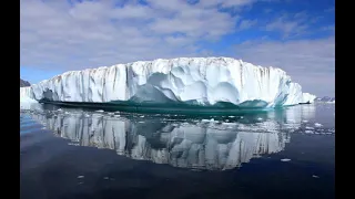 В Гренландии за день растаяло 8,5 млрд тонн льда.