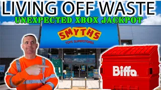 LIVING OFF WASTE UNEXPECTED JACKPOT AT SMYTHS TOYS SUPERSTORE, DUMPSTER DIVING AT UK RETAIL PARKS