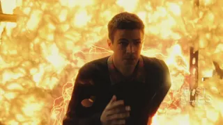 Barry Saves CCPD from Goldface | The Flash 8x07 [HD]