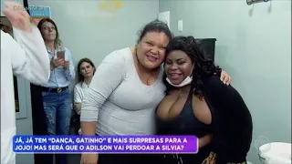 Jojo Todynho se disfarça de massageadora para conhecer fã