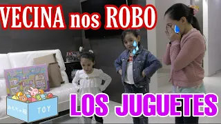 VECINA MALA NOS ROBA NUESTROS JUGUETES / HERMANITAS LLORAN