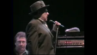 "Don`t stop this rainbow in my soul" Van Morrison - See this through ! 12 mins pure soul in the game