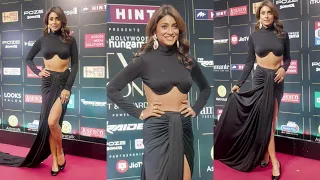 Shriya Saran graces the red carpet for Bollywood Hungama Style Icons Summit & Awards
