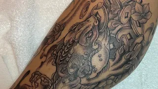 The frog, tattoo time lapse, / in Las Vegas.