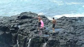 Kaua'i Kids near Queen's Bath 2010