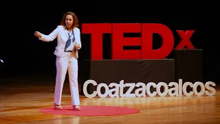 La actitud lo define todo | Gabriela Vega | TEDxCoatzacoalcos