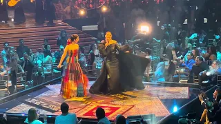 Ángela Aguilar y Yuridia en Premio Lo Nuestro 2024  | Univisión