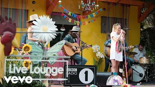 Miley Cyrus - The First Time Ever I Saw Your Face (Roberta Flack Cover) in the Live Lounge