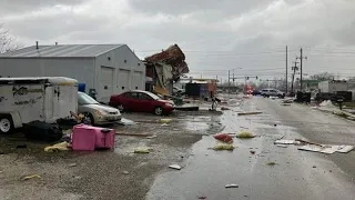 Storm in Illinois! Crazy Tornado hits Colona, Silvis! EF-2