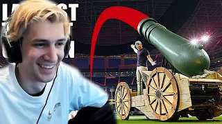 xQc Reacts to World's Largest T-Shirt Cannon | Mark Rober