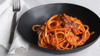 Bucatini all'Amatriciana at Lupa