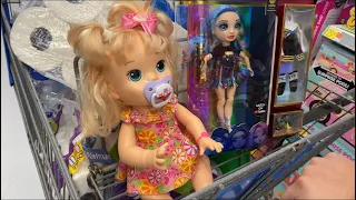 24 horas con mi baby alive en un día de escuela | llevó a mi bebe alive a Walmart por los 80k |