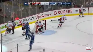 Elias Pettersson's First NHL Goal