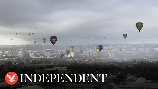 Dozens of hot hair balloons rise in Bristol's sky for annual fiesta