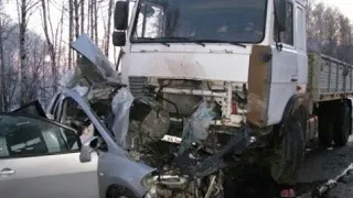 Жёсткие зимние заносы // Аварии дтп Подборка аварий.Отказали тормоза на фуре.смотреть дтп