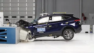 2023 Toyota Venza updated moderate overlap IIHS crash test