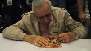 Stan Lee signing some incredibly special comic books! + Special guests!