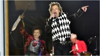 'It feels pretty good!': Mick Jagger back on stage after surgery