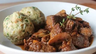 Wildgulasch/Hirschgulasch (Rezept) || Venison Goulash (Recipe) || [ENG SUBS