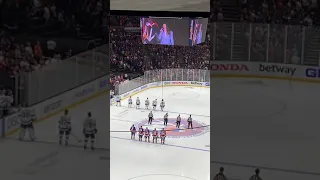 New York Islanders - Sold Out Arena Sings National Anthem Together!