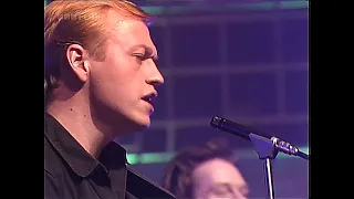 Level 42  - Hot Water  - TOTP  - 1984 [Remastered]