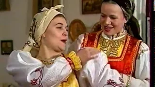 Театр фольклора "Разноцветье" играет сибирскую свадьбу