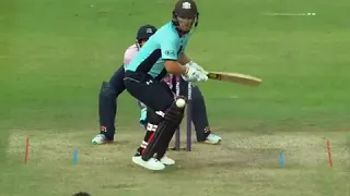 Weird Left handed shot by Aaron Finch