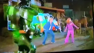 Scooby doo 2 batalha final Fred e daphne vs cavaleiro negro e fantasma de 10 1000 volts