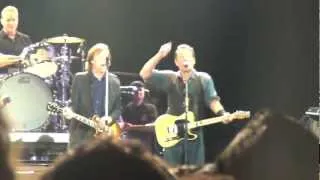Bruce Springsteen with Paul McCartney Twist and Shout Hyde Park 2012 HD