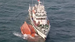 PLA Navy Marine Corps rescue five fishermen