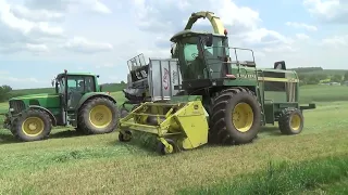 JOHN DEERE + CASE MAGNUM + VALTRA + KRONE  Easy Cut CT 3210, SEČENÍ JETELE A ŽITA.