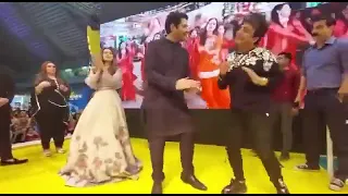 Amar Khan & Imran Ashraf Dance on Song larki Achari