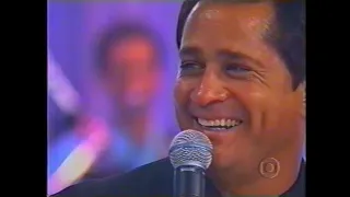 Domingão do Faustão | Pedro & Thiago cantam os sucessos de Leandro & Leonardo em 10/03/2002