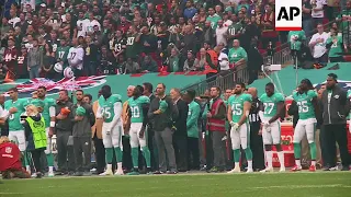 NFL players kneel prior to anthem at Wembley Stadium