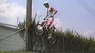 Street and Dirt Jumping with Team Hip Tricks 1989 (Old School BMX Freestyle)