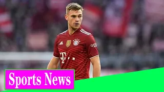 Joshua Kimmich is APPLAUDED back to training by his Bayern Munich team mates after players across Ge