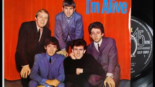 I'M ALIVE--THE HOLLIES (NEW ENHANCED VERSION) 720p