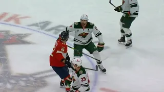 Marcus Foligno skates out of box to fight Jonah Gadjovich