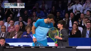 Young Fan Beats Roger Federer On Overhead Lob At MSG Exhibition