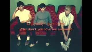 The Drums - I Dont Know How to Love Lyrics