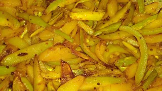 parwal aloo ki sabji recipe at home by Madhu's cooking